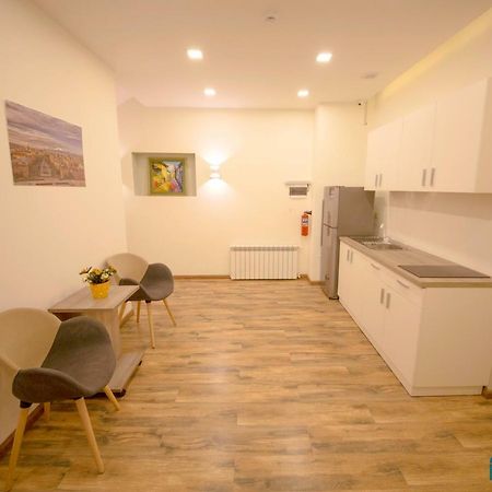 Armenian Inn 耶烈万 外观 照片